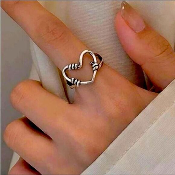 The Antique Heart ring in 925 silver adjustable - Picture 1 of 5